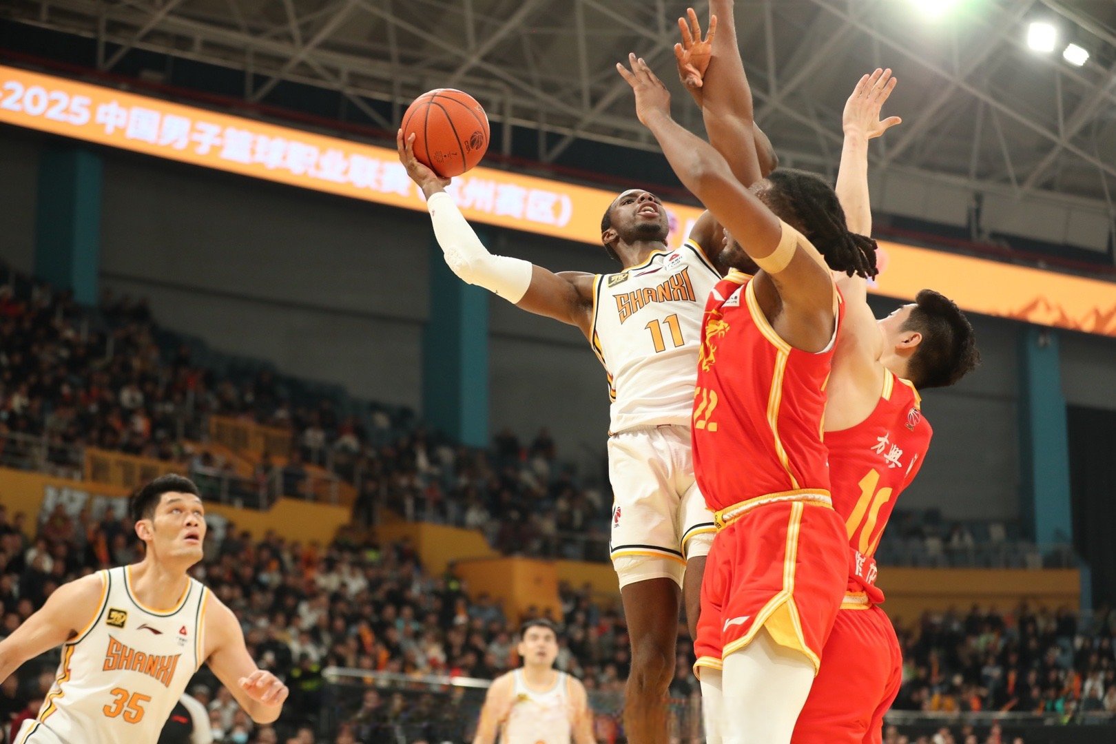 里程碑夜！广厦男篮扳平良机；欧联赛前刷纪录；话题不断；训练强度明显提升(nba常规赛奇才vs篮网晚来的篮网主场大捷)-开云入口