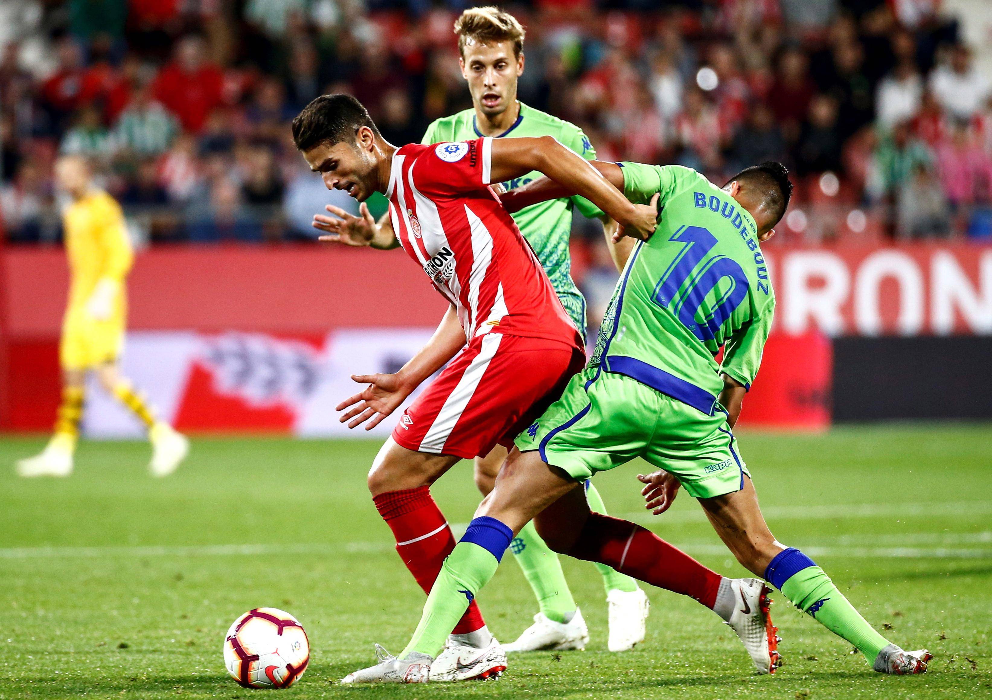 赛地聚焦——西甲关键时刻热度飙升；洛杉矶湖人完成体检；压力陡增；轮换策略成焦点的简单介绍-开云官网